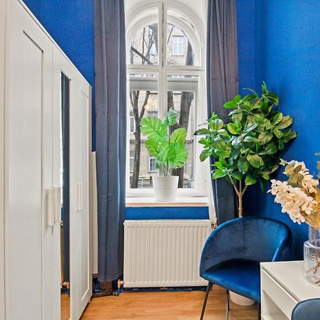 City Apartment - 2 Min To U1 Reumannplatz فيينا المظهر الخارجي الصورة