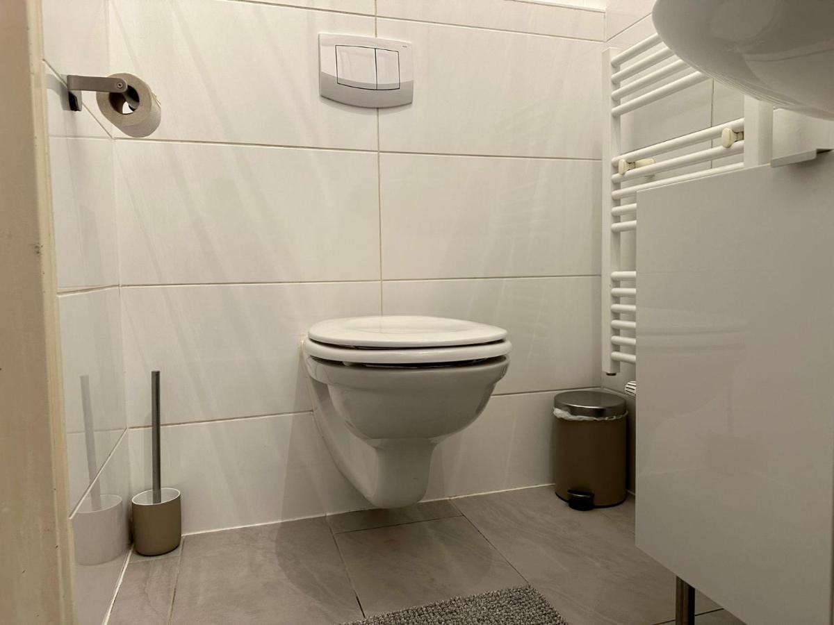 City Apartment - 2 Min To U1 Reumannplatz فيينا المظهر الخارجي الصورة
